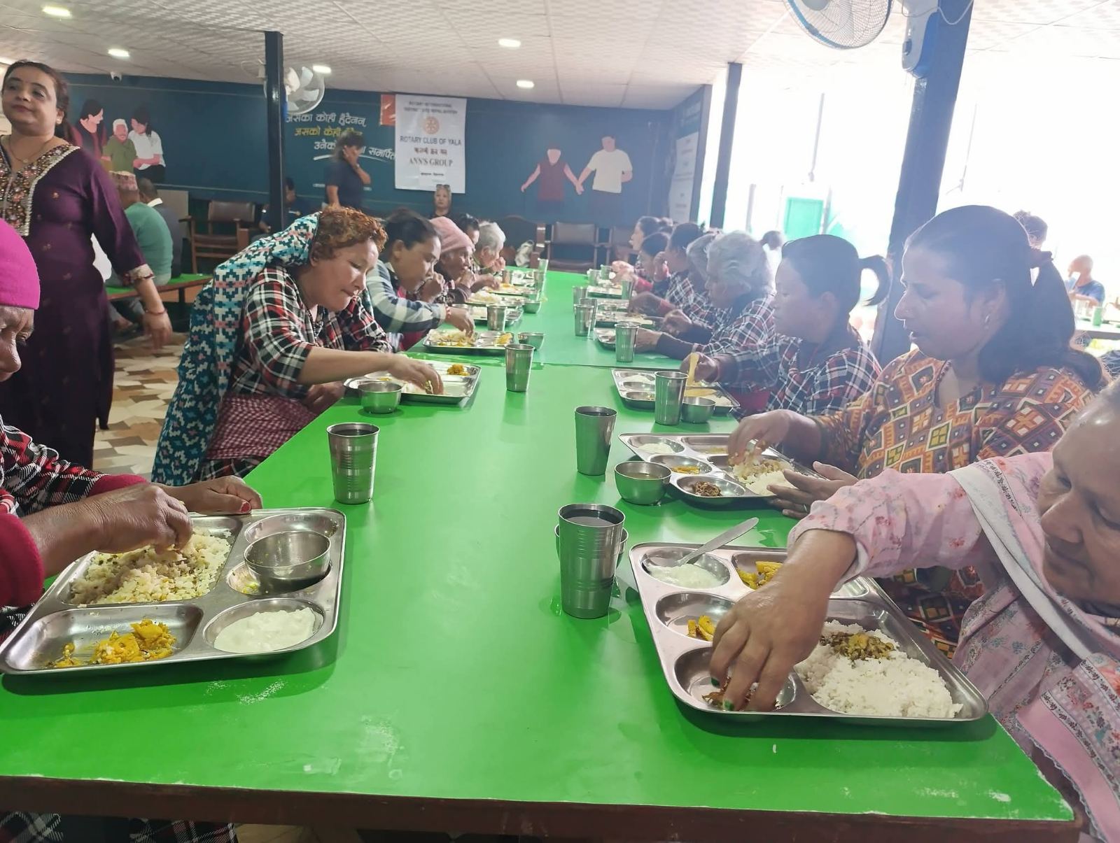 Distribution of meals