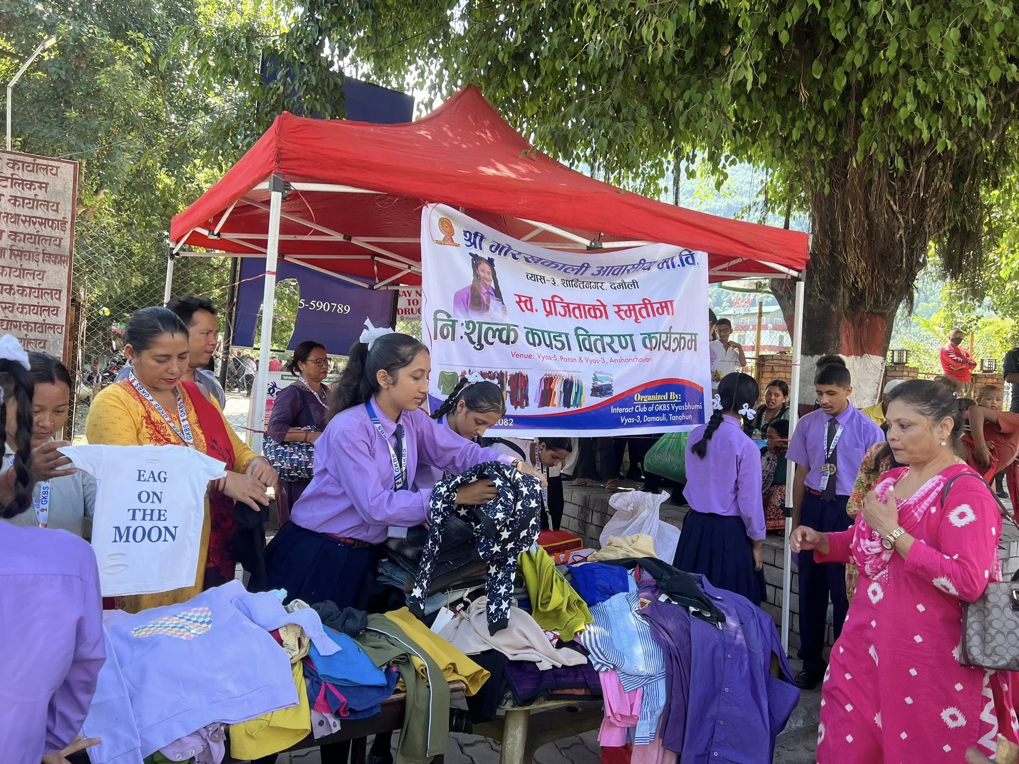 Rotary-Interact Cloth Drive and Distribution